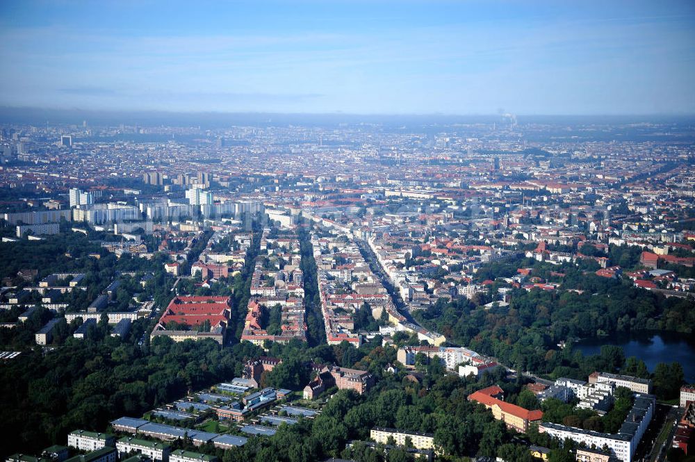 Berlin Weißensee from above - Der Stadtteil Weißensee in Berlin im Überblick. Overview of the district Weissensee in Berlin.