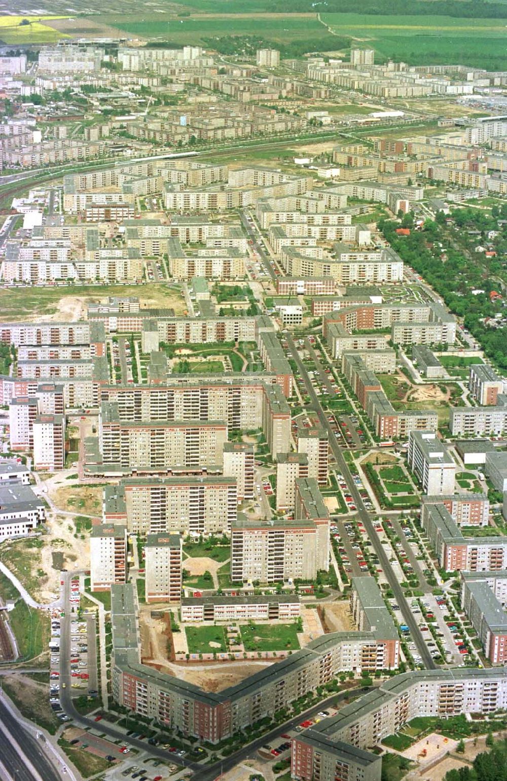 Berlin from the bird's eye view: 23.06.94 Berlin, Wohneubausiedlungen in Marzahn