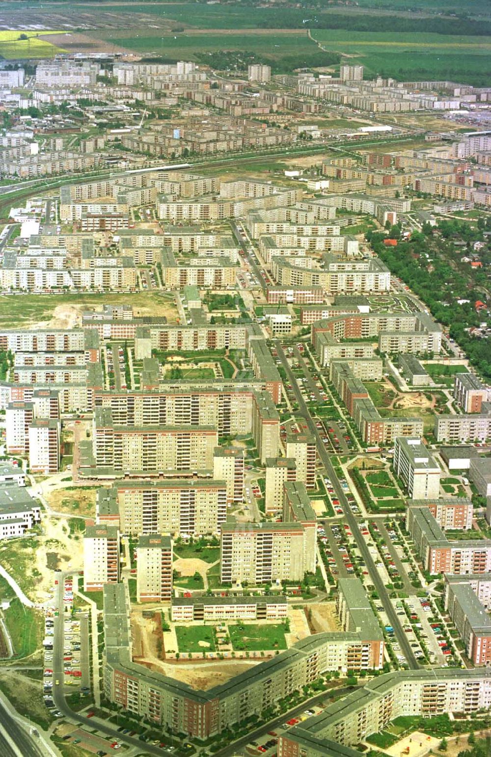 Aerial image Berlin - 23.06.94 Berlin, Wohneubausiedlungen in Marzahn