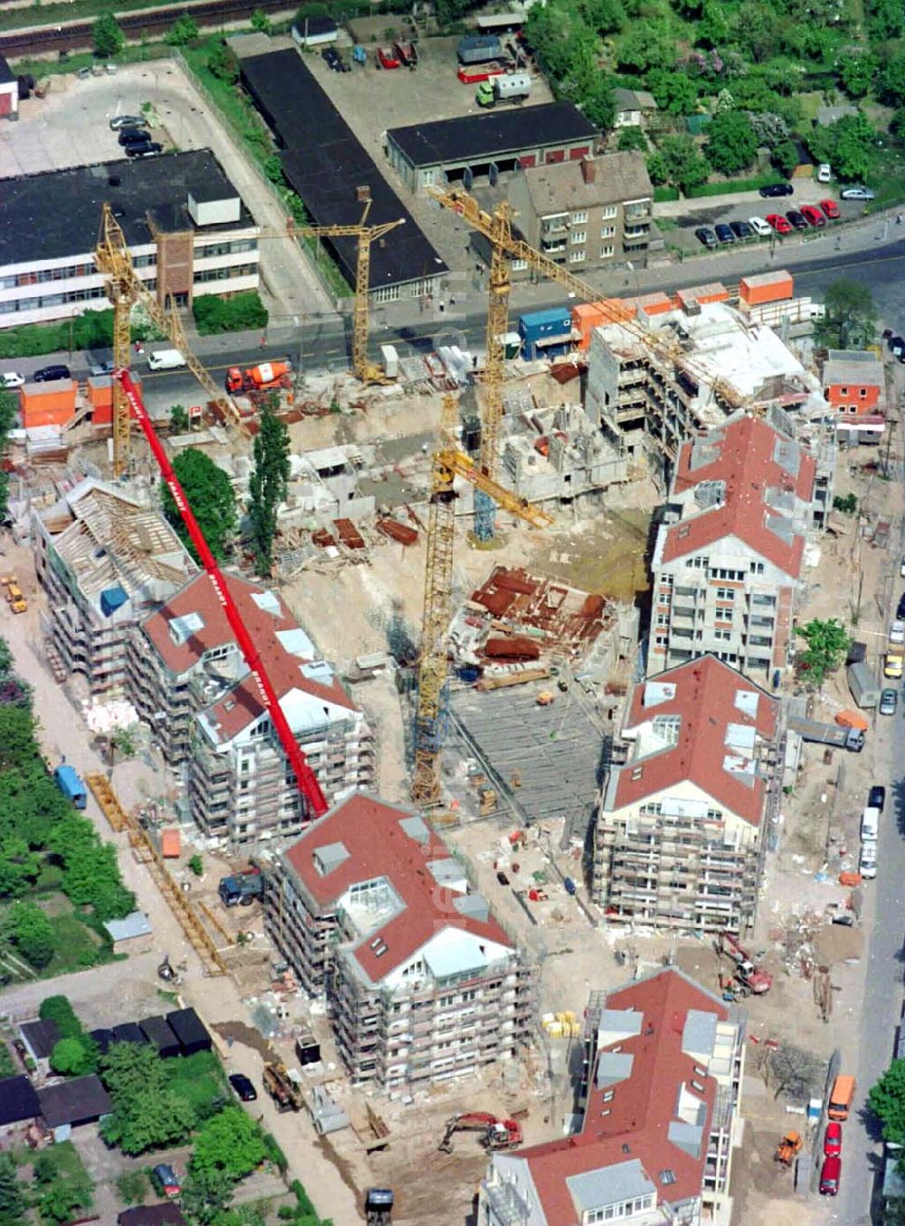 Berlin from the bird's eye view: 23.06.94 Berlin, Wohnsiedlungsbau Seddinerstraße