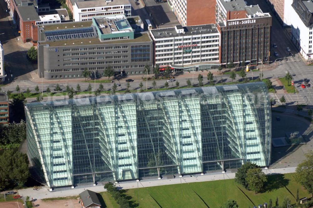 Aerial image Hamburg - Blick auf den Berliner Bogen, ein Bürohaus mit Mischwasserrückhaltebecken, am Anckelmannsplatz 1. Ansprechpartner: CORPUS SIREO, Asset Management GmbH, An der Welle 3, 60322 Frankfurt am Main, Tel. +49(0)69 48005 0, Fax +49(0)69 48005 102, Email: frankfurt@corpussireo.com