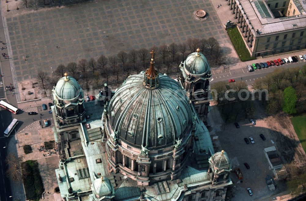 Aerial image Berlin Mitte - The Cathedral of Berlin is the largest church in the city, and it serves as a vital center for the Protestant church of Germany