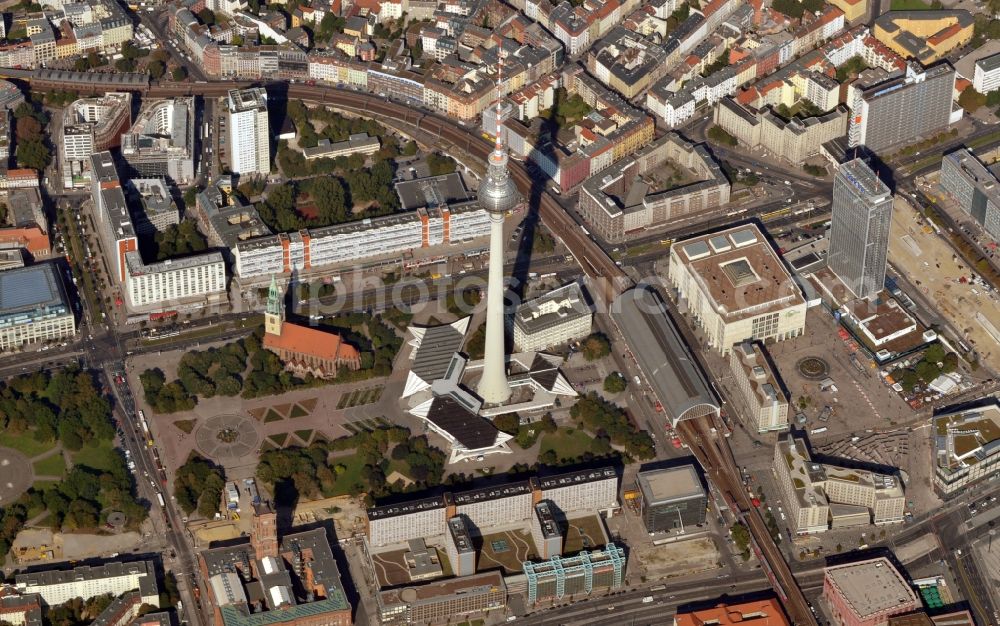 Berlin OT Mitte from the bird's eye view: View of the Fernsehturm Berlin