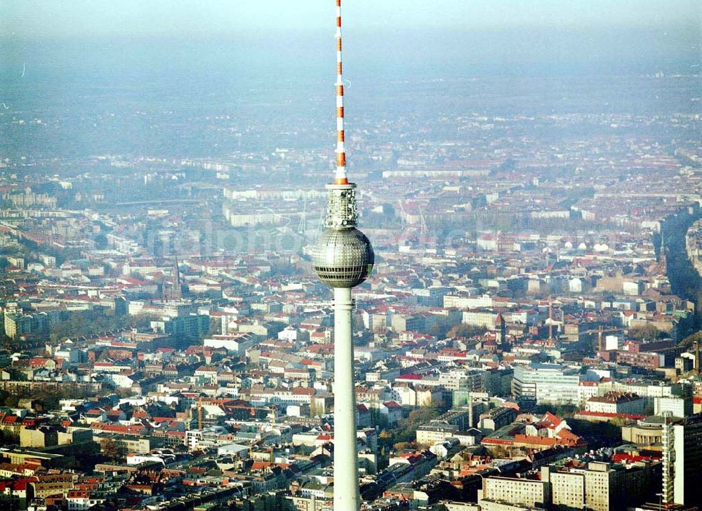 Aerial photograph Berlin - Berliner Fernsehturm in Berlin - Mitte.