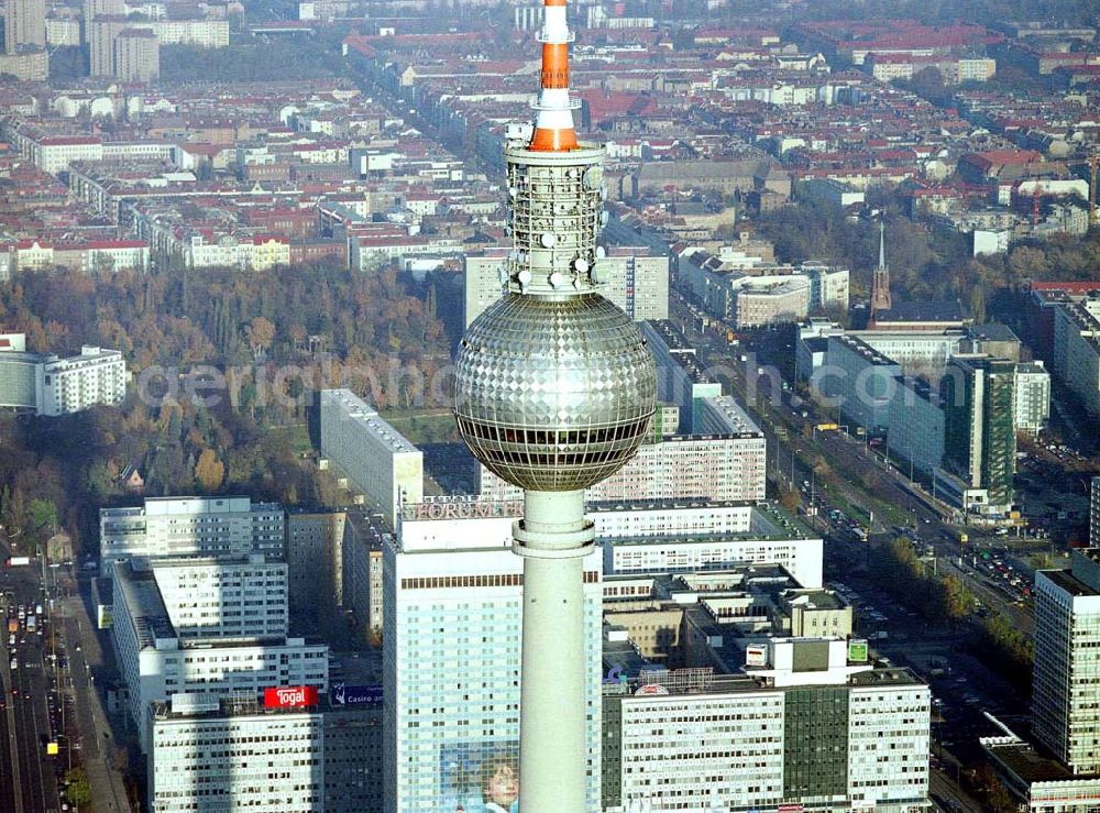 Aerial image Berlin - Berliner Fernsehturm in Berlin - Mitte.