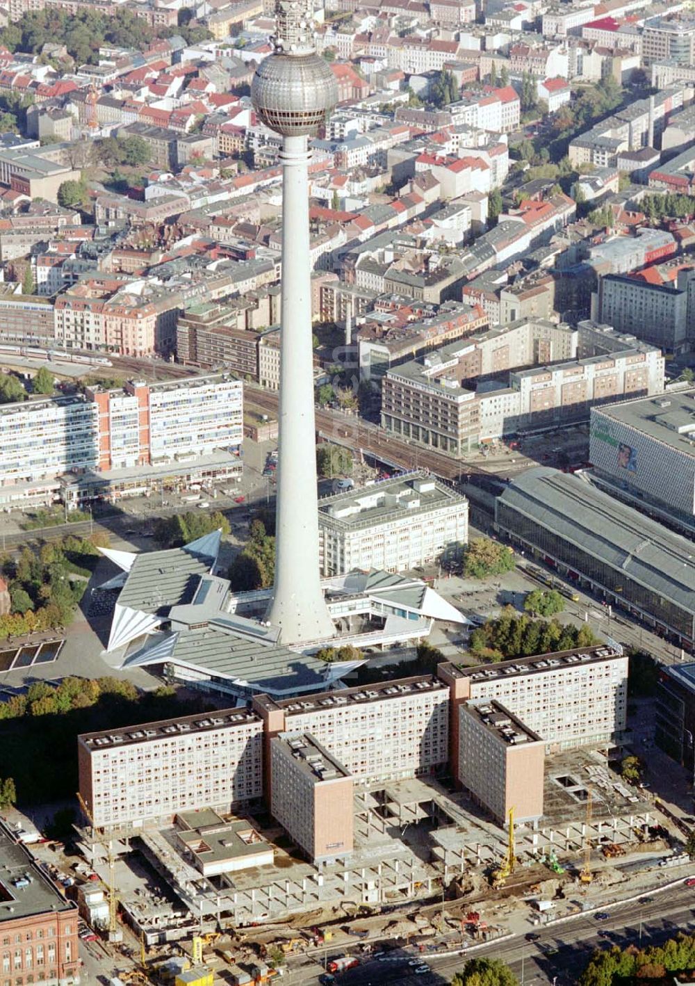 Aerial image Berlin - Berliner Fernsehturm in Berlin - Mitte.