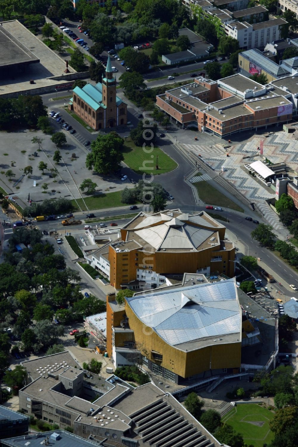 Aerial image Berlin OT Tiergarten - View of the Berliner Philharmonie in the district Tiergarten