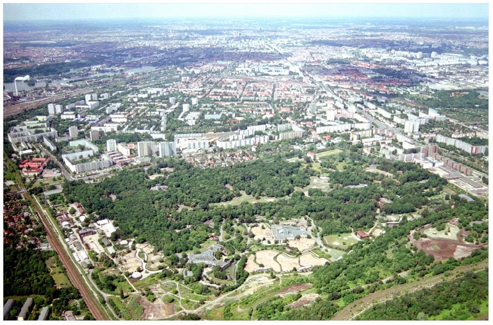 Berlin-Lichtenberg from above - Gelände des Berliner Tierparkes in Berlin - Lichtenberg