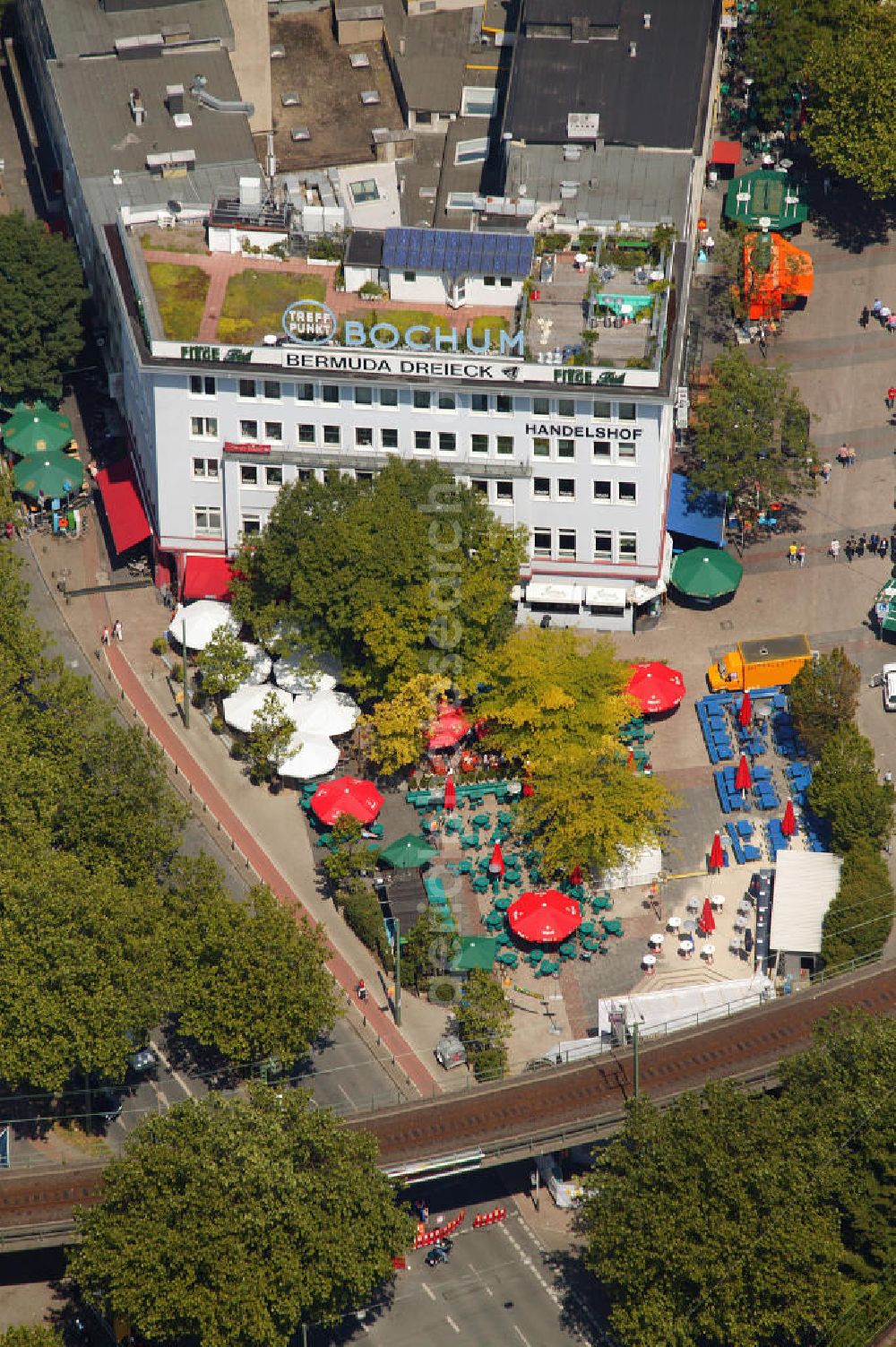 Bochum from above - Blick auf das Bochumer Bermudadreieck. Bochum pub quarter Bermudadreieck.