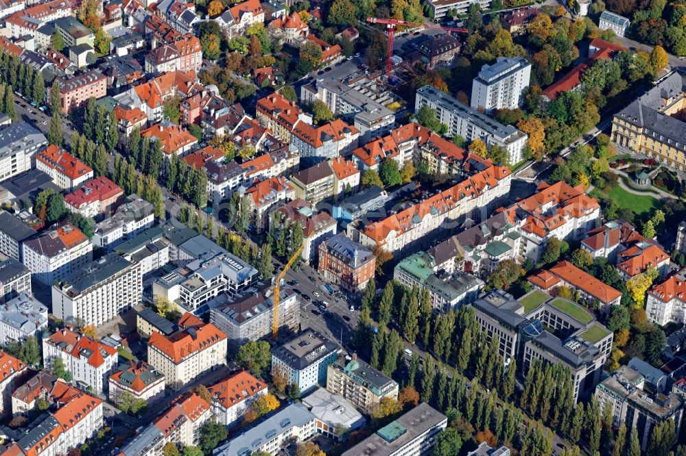 München from the bird's eye view: Overview of the area of a??a??the Leopoldstrasse and Giselastrasse in the district Schwabing in Munich in the federal state of Bavaria, Germany