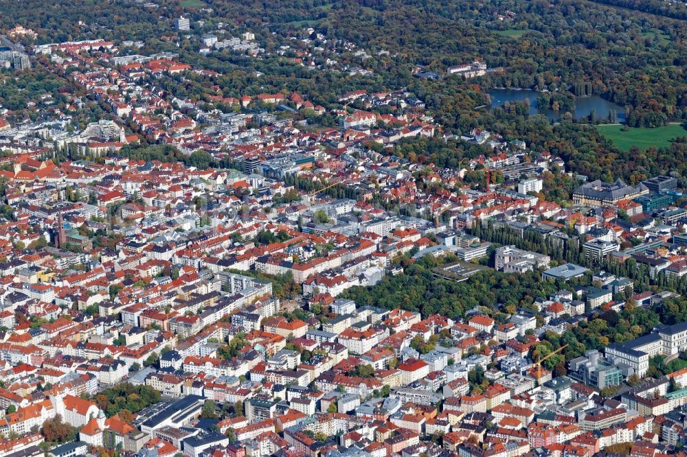 Aerial photograph München - District Schwabing in the city in Munich in the state Bavaria, Germany