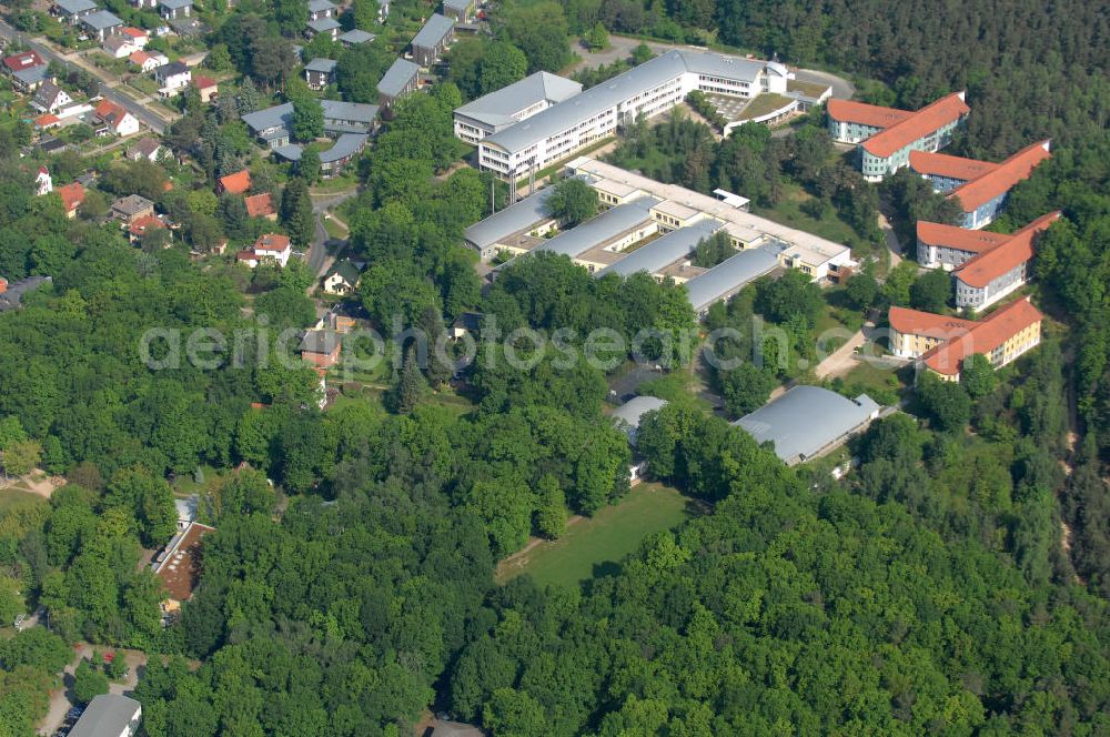 Potsdam from above - Blick auf das Areal des Berufsbildungswerk im Oberlinhaus an der Steinstrasse 80-84 in Potsdam-Babelsberg. View of the area of the Vocational Training Center in Oberlinhouse on the stone road 80-84 in Potsdam-Babelsberg.