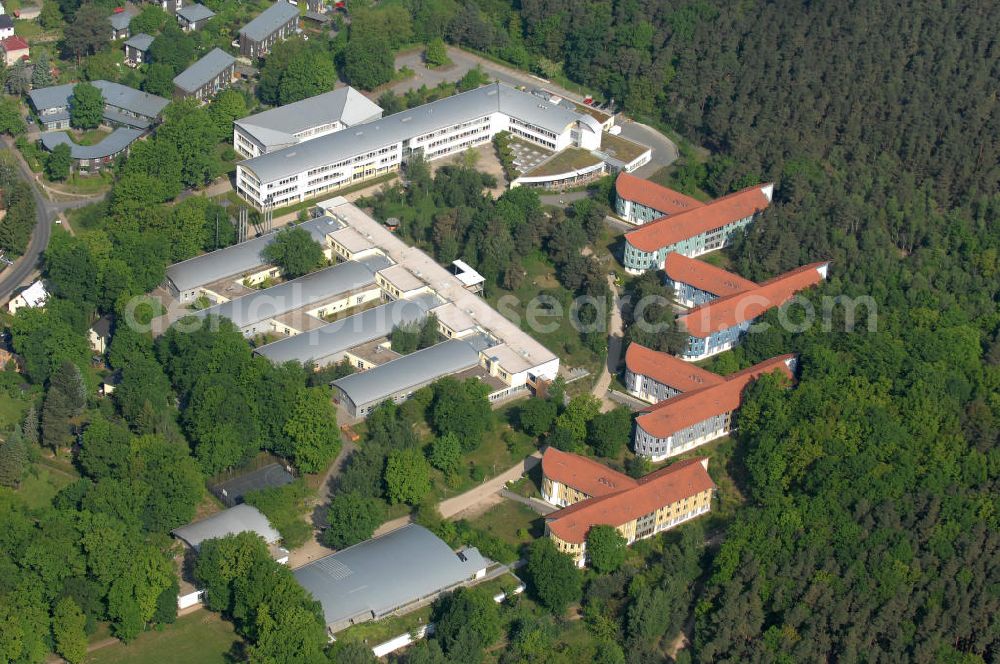 Potsdam from the bird's eye view: Blick auf das Areal des Berufsbildungswerk im Oberlinhaus an der Steinstrasse 80-84 in Potsdam-Babelsberg. View of the area of the Vocational Training Center in Oberlinhouse on the stone road 80-84 in Potsdam-Babelsberg.