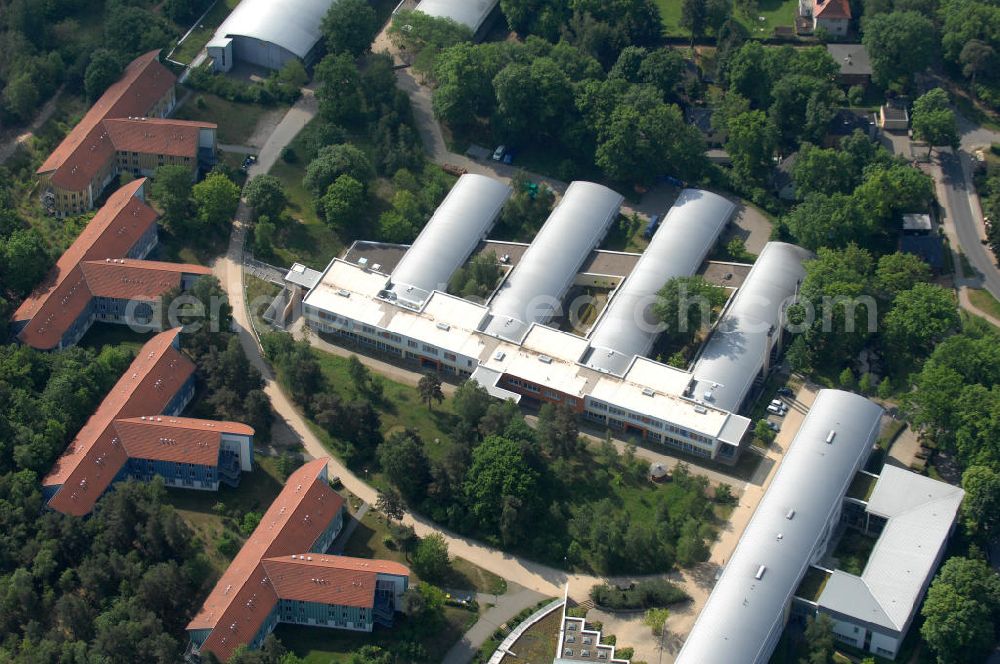 Potsdam from above - Blick auf das Areal des Berufsbildungswerk im Oberlinhaus an der Steinstrasse 80-84 in Potsdam-Babelsberg. View of the area of the Vocational Training Center in Oberlinhouse on the stone road 80-84 in Potsdam-Babelsberg.