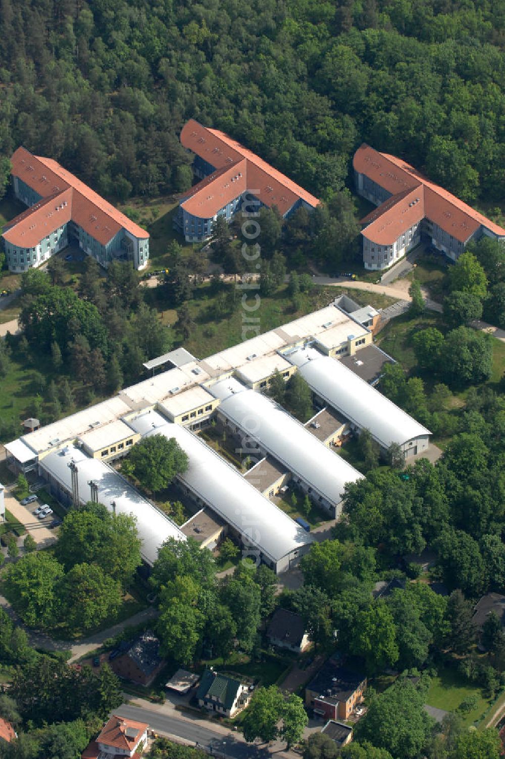 Aerial photograph Potsdam - Blick auf das Areal des Berufsbildungswerk im Oberlinhaus an der Steinstrasse 80-84 in Potsdam-Babelsberg. View of the area of the Vocational Training Center in Oberlinhouse on the stone road 80-84 in Potsdam-Babelsberg.