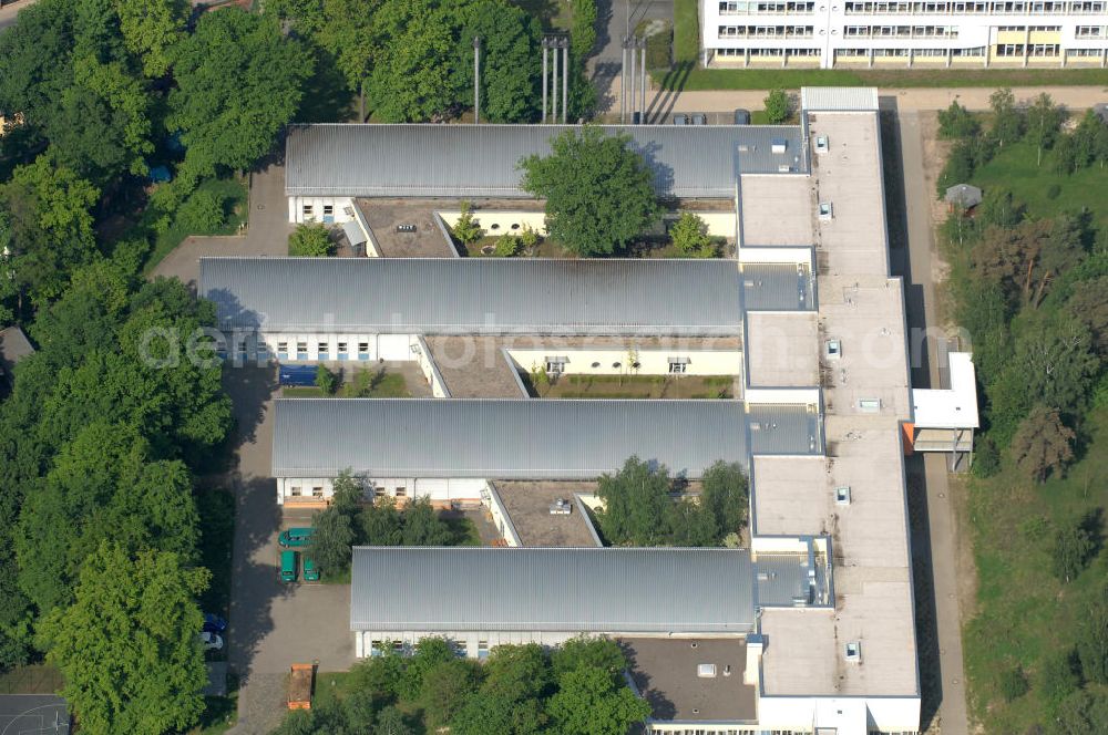 Aerial image Potsdam - Blick auf das Areal des Berufsbildungswerk im Oberlinhaus an der Steinstrasse 80-84 in Potsdam-Babelsberg. View of the area of the Vocational Training Center in Oberlinhouse on the stone road 80-84 in Potsdam-Babelsberg.