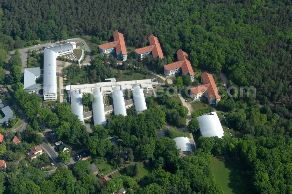 Aerial image Potsdam - Blick auf das Areal des Berufsbildungswerk im Oberlinhaus an der Steinstrasse 80-84 in Potsdam-Babelsberg. View of the area of the Vocational Training Center in Oberlinhouse on the stone road 80-84 in Potsdam-Babelsberg.