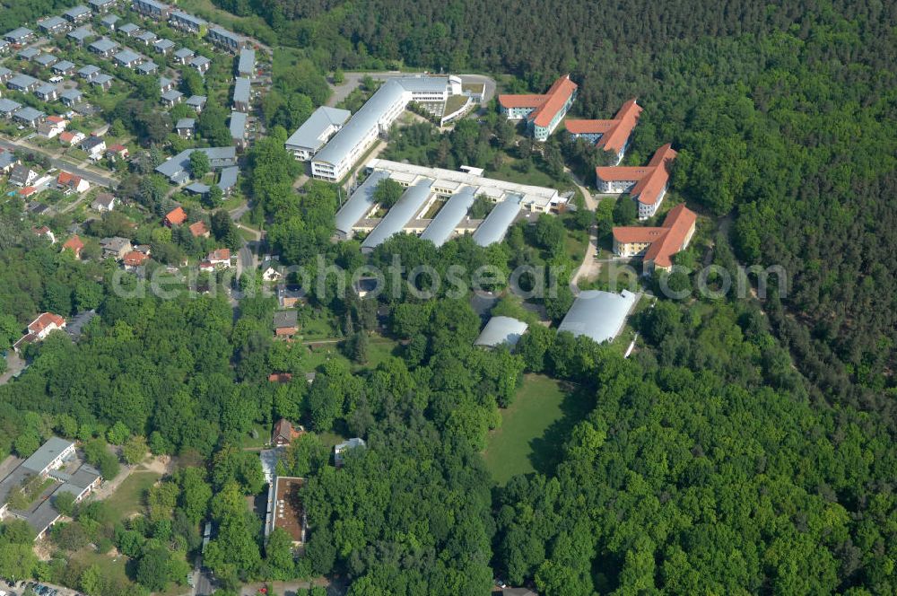 Potsdam from the bird's eye view: Blick auf das Areal des Berufsbildungswerk im Oberlinhaus an der Steinstrasse 80-84 in Potsdam-Babelsberg. View of the area of the Vocational Training Center in Oberlinhouse on the stone road 80-84 in Potsdam-Babelsberg.