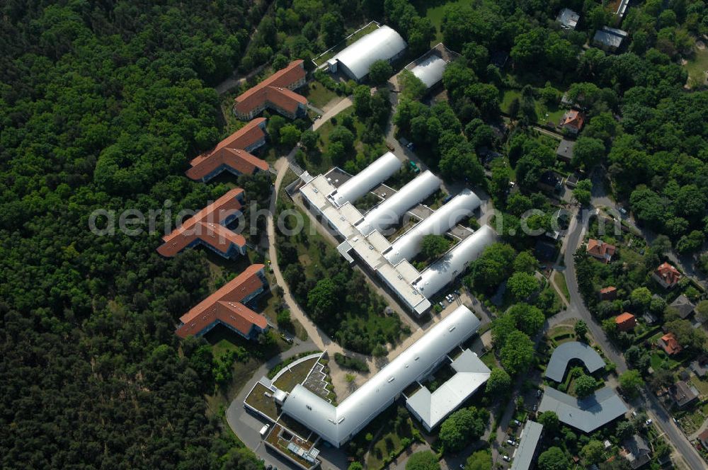 Aerial photograph Potsdam - Blick auf das Areal des Berufsbildungswerk im Oberlinhaus an der Steinstrasse 80-84 in Potsdam-Babelsberg. View of the area of the Vocational Training Center in Oberlinhouse on the stone road 80-84 in Potsdam-Babelsberg.