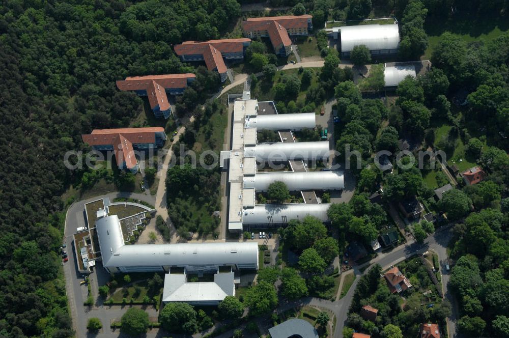 Potsdam from the bird's eye view: Blick auf das Areal des Berufsbildungswerk im Oberlinhaus an der Steinstrasse 80-84 in Potsdam-Babelsberg. View of the area of the Vocational Training Center in Oberlinhouse on the stone road 80-84 in Potsdam-Babelsberg.