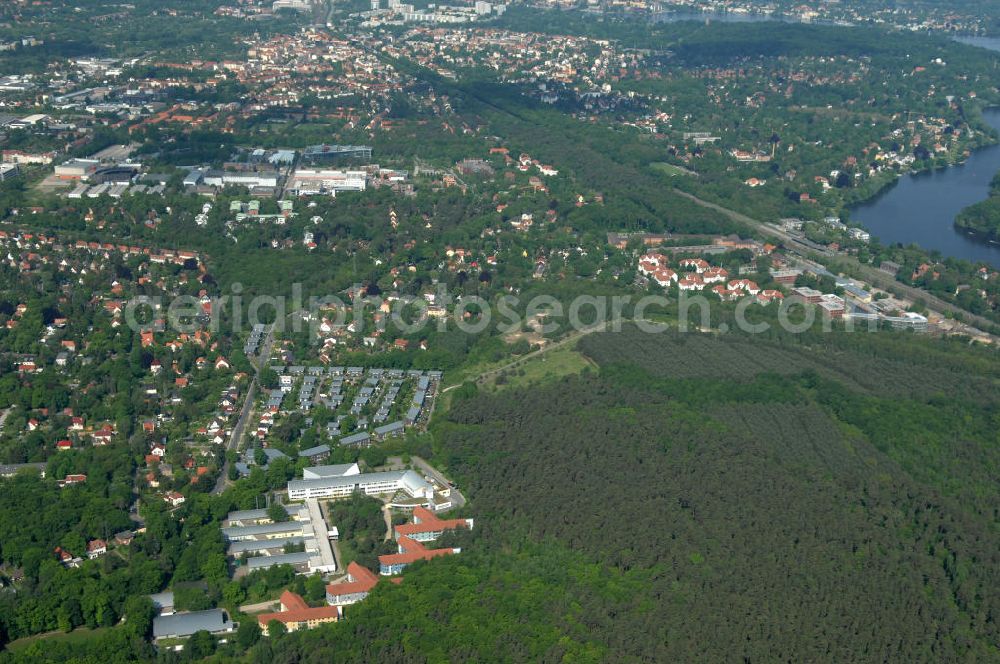 Potsdam from the bird's eye view: Blick auf das Areal des Berufsbildungswerk im Oberlinhaus an der Steinstrasse 80-84 in Potsdam-Babelsberg. View of the area of the Vocational Training Center in Oberlinhouse on the stone road 80-84 in Potsdam-Babelsberg.