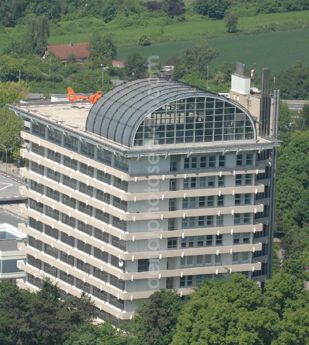 Aerial image Frankfurt am Main - Blick auf die Unfallklinik der Berufsgenossenschaften. Hier befindet sich ein Zentrum für Unfallchirurgie und Orthopädische Chirurgie. View of the accident hospital of professional associations. Here is a Center for Accident Surgery and Orthopaedic Surgery.