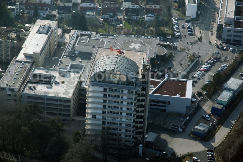 Aerial image Frankfurt am Main - Berufsgenossenschaftliche Unfallklinik in Frankfurt am Main in Hesse. This is a specialized hospital for medical treatment of consequences resulting from accidents at work. bgu-frankfurt.de