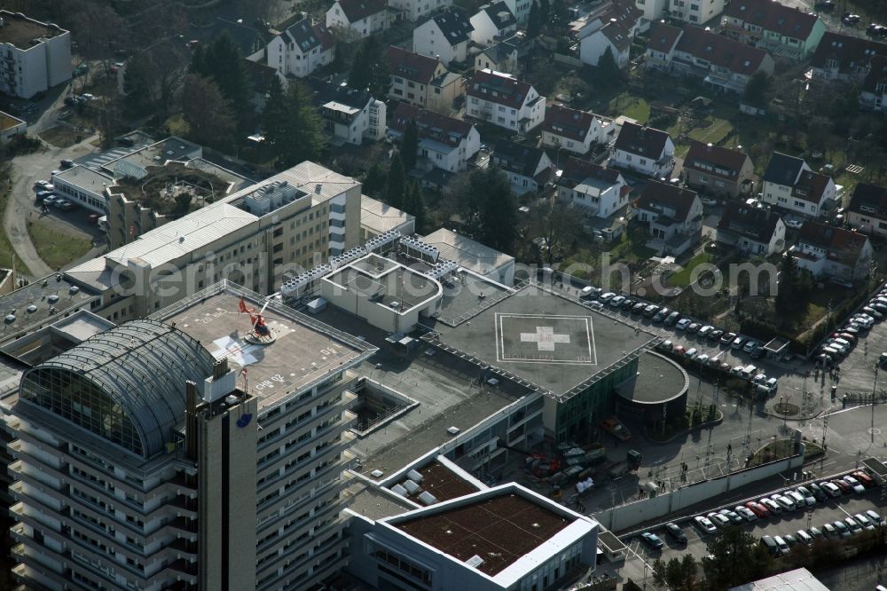 Aerial photograph Frankfurt am Main - Berufsgenossenschaftliche Unfallklinik in Frankfurt am Main in Hesse. This is a specialized hospital for medical treatment of consequences resulting from accidents at work. bgu-frankfurt.de