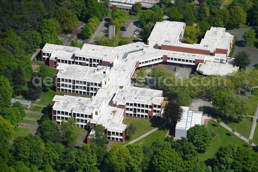 Kleve from above - Building complex of the Vocational School Berufskolleg Kleve of Kreises Kleve on Felix-Roeloffs-Strasse in the district Bedburg-Hau in Kleve in the state North Rhine-Westphalia, Germany