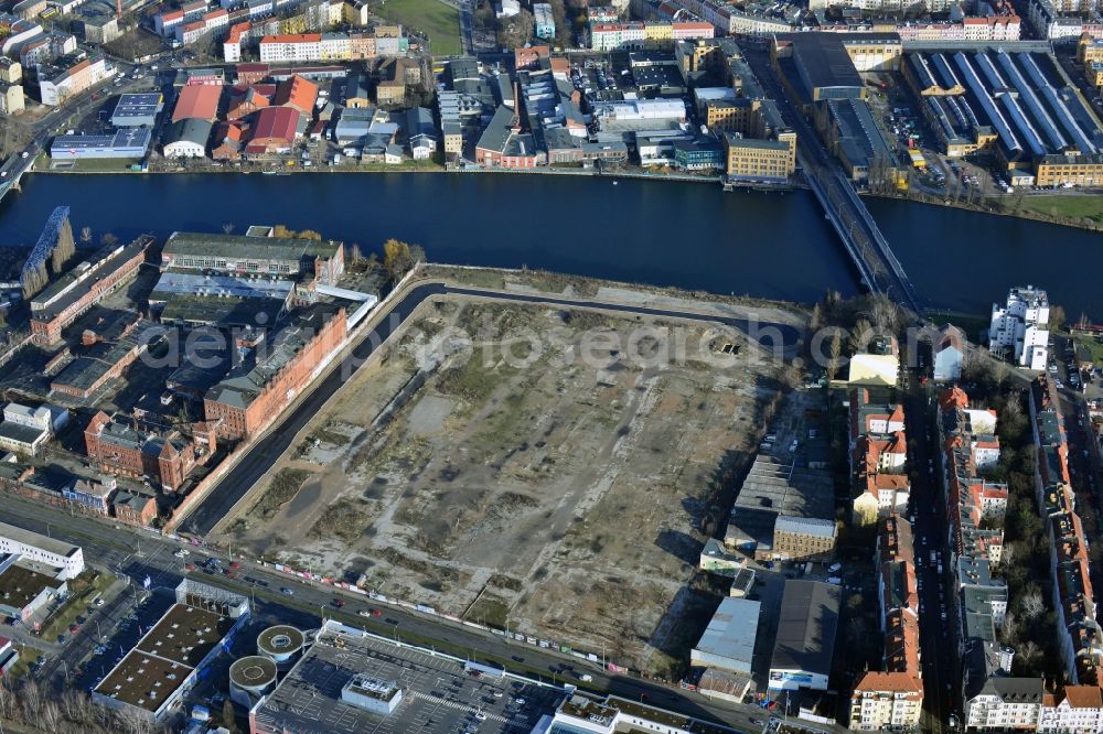 Berlin Schöneweide from above - Industrial wasteland - Building land in the former industrial area in Niederschoeneweide in Berlin