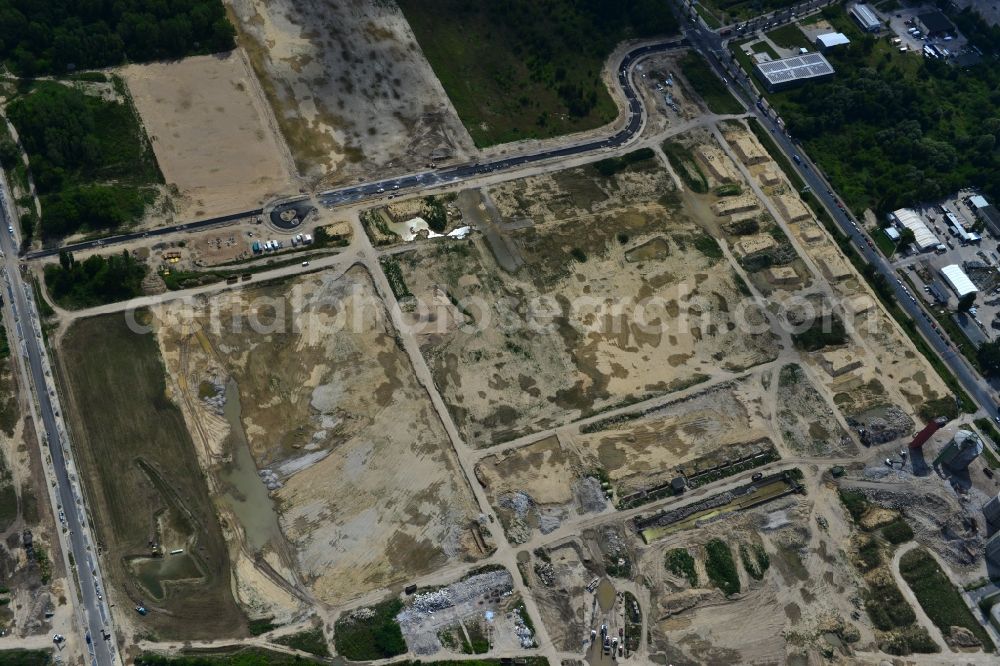 Aerial image Berlin Falkenberg Hohenschönhausen - View Cleared site on the ruins of the digesters and clarifiers of Falkenberg treatment plant in the district Hohenschonhausen - Marzahn in Berlin. The area is a developing area with commercial and industrial development to the CleanTech Business Park Berlin - Marzahn be expanded