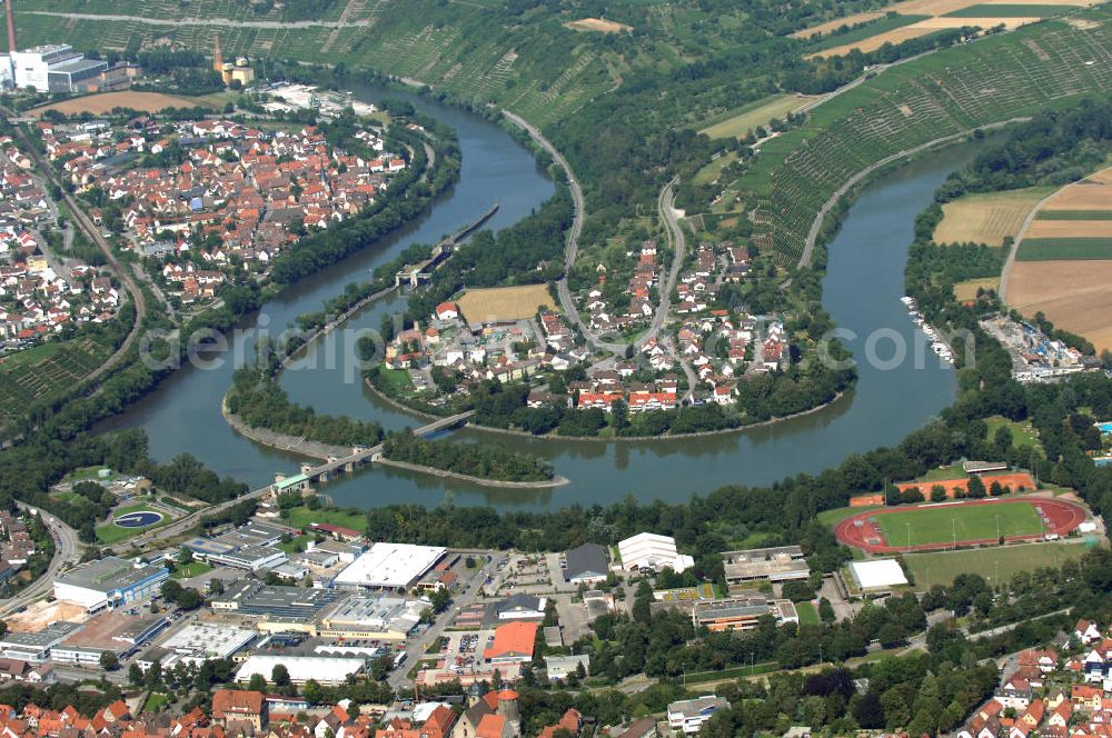 Besigheim from the bird's eye view: Blick auf Besigheim mit Brücke über den Neckar, an der linken Seite ist die Kläranlage sichtbar.