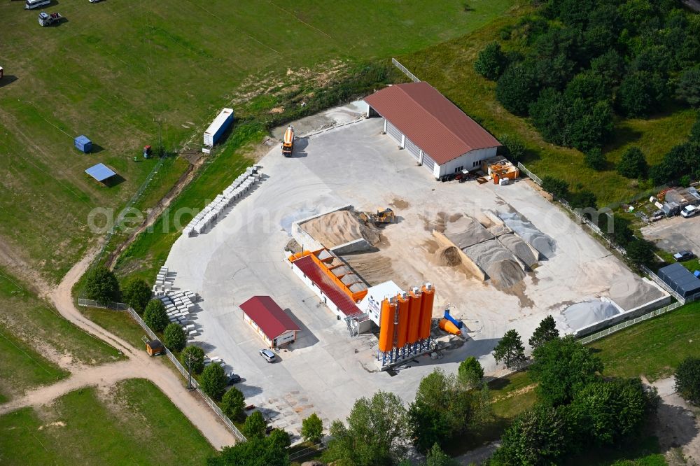 Plau am See from above - Mixed concrete and building materials factory of on Meyenburger Chaussee in Plau am See in the state Mecklenburg - Western Pomerania, Germany