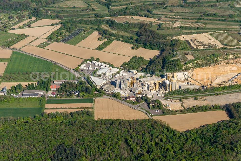 Merdingen from above - Mixed concrete and building materials factory of Saint-Gobain Weber GmbH in Merdingen in the state Baden-Wuerttemberg