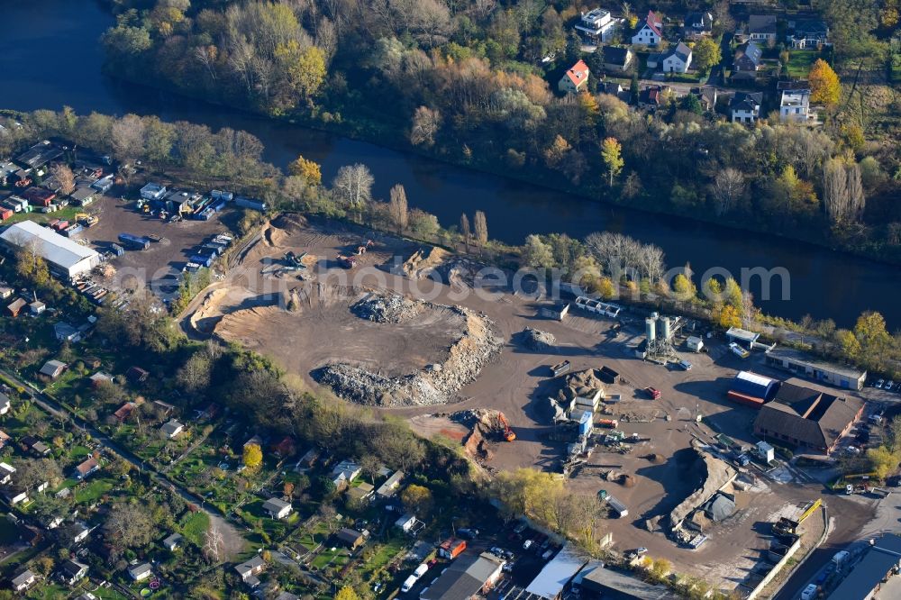 Berlin from above - Mixed concrete and building materials factory Am Stichkanal in the district Steglitz in Berlin, Germany