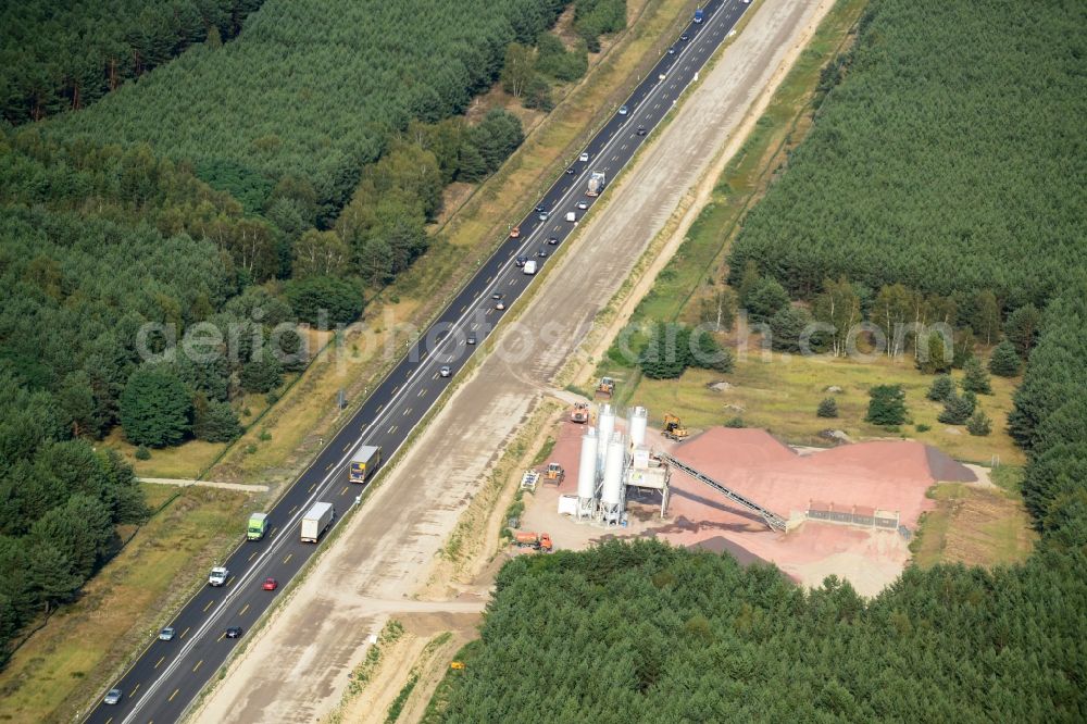 Aerial photograph Friedrichshof - Concrete mixing plant to the expansion and widening of the route of the highway / motorway BAB A12 at Friedersdorf at the Berliner Ring in Brandenburg
