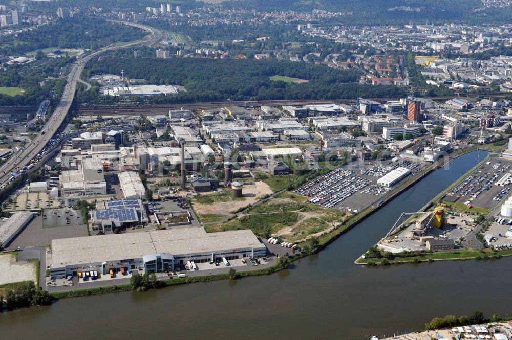 Frankfurt am Main from the bird's eye view: Betriebsgelände mit Bioabfallbehandlungsanlage der FES Frankfurter Entsorgungs- und Service GmbH an der Peter-Behrens-Straße 8 in Frankfurt am Main in Hessen. Company grounds with biological waste treatment facility in Frankfurt on the Main in Hesse.