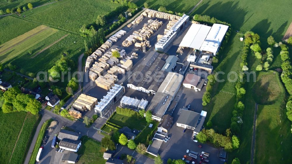 Aerial photograph Berod bei Hachenburg - Company premises of the company Puderbach Holzhandel GmbH & Co. KG, Palettenwerk, in Berod bei Hachenburg in the state Rhineland-Palatinate, Germany