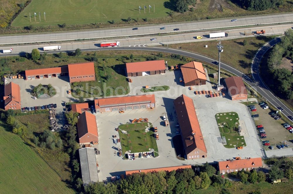 Rangsdorf from the bird's eye view: Site of the depot of the Autobahnmeisterei of Landesbetrieb Strassenwesen at the southern Berliner Ring motorway A10 in Rangsdorf in the state Brandenburg