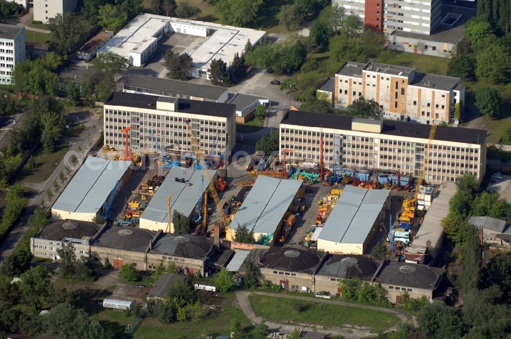 Berlin from the bird's eye view: Site of the depot of the of BORAMTEC Bohr & Rammtechnik Berlin GmbH on Koepenicker Allee in the district Karlshorst in Berlin, Germany