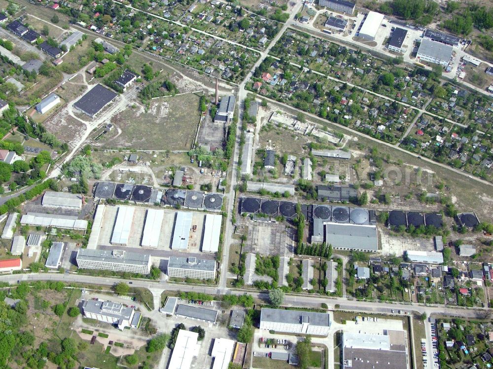 Berlin from the bird's eye view: Site of the depot of the of BORAMTEC Bohr & Rammtechnik Berlin GmbH on Koepenicker Allee in the district Karlshorst in Berlin, Germany