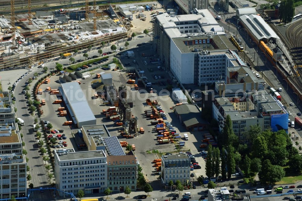 Aerial photograph Berlin - Site of the depot of the BSR Berliner Stadtreinigung on Muehlenstrasse in Berlin in Germany