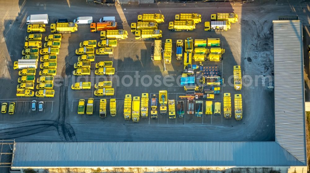 Dortmund from the bird's eye view: Site of the depot of the DOLOG - Dortmander Logistik- and Objektbaugesellschaft mbH on Sanderweg in Dortmund at Ruhrgebiet in the state North Rhine-Westphalia, Germany