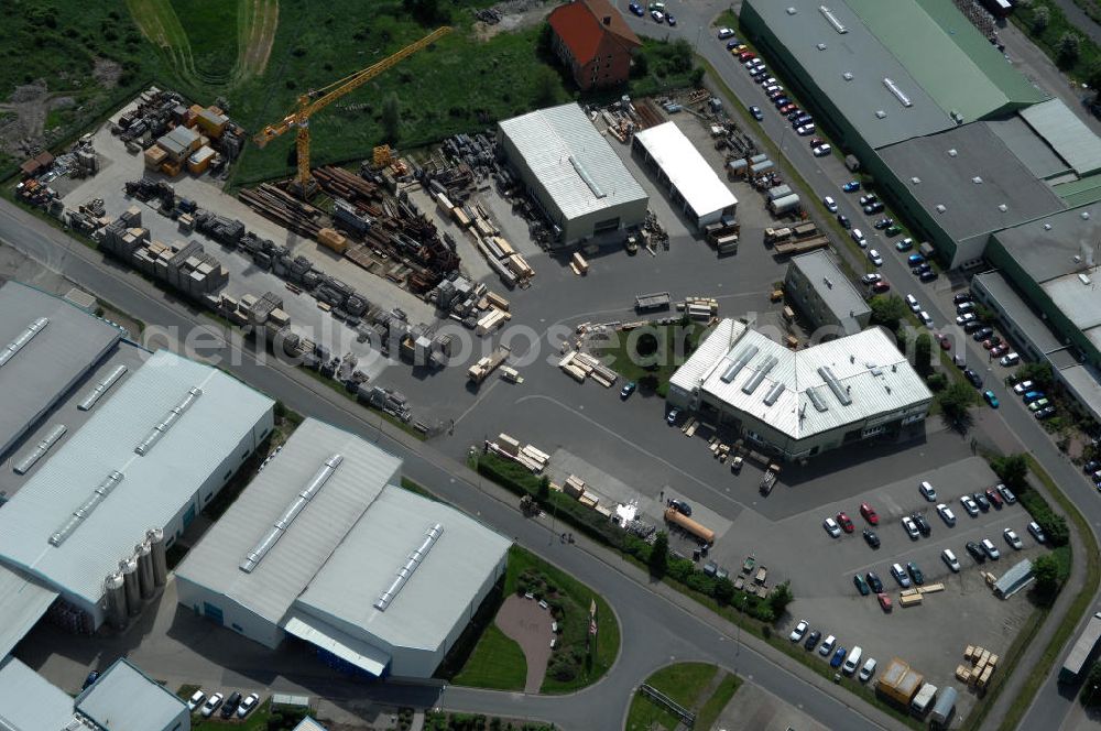 Oebisfelde from above - Blick auf den Betriebshof der EUROVIA Beton GmbH am Gewerbegebiet West 7 in 39646 Oebisfelde in Sachsen-Anhalt. Die EUROVIA Infrastructure GmbH ist ein führendes Unternehmen im Verkehrswegebau. View of the depot, the concrete EUROVIA Infrastructure GmbH on industrial West 7 in 39646 Oebisfelde in Saxony-Anhalt. The EUROVIA Infrastructure GmbH is a leading company in road construction.