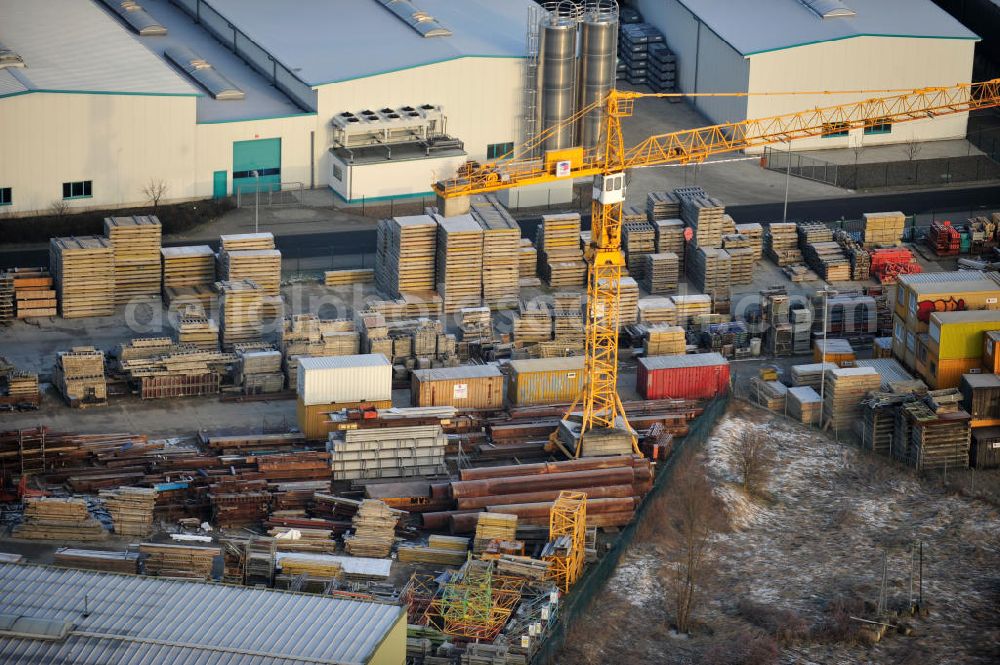 Oebisfelde from above - Blick auf den Betriebshof der EUROVIA Beton GmbH am Gewerbegebiet West 7 in 39646 Oebisfelde in Sachsen-Anhalt. Die EUROVIA Infrastructure GmbH ist ein führendes Unternehmen im Verkehrswegebau. View of the depot, the concrete EUROVIA Infrastructure GmbH on industrial West 7 in 39646 Oebisfelde in Saxony-Anhalt. The EUROVIA Infrastructure GmbH is a leading company in road construction.