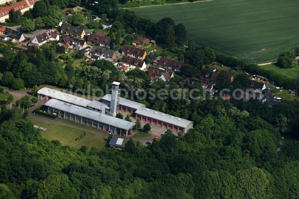 Aerial photograph Bad Segeberg - Grounds of the fire depot of Kreisfeuerwehrverband Segeberg Hamburger Strasse in Bad Segeberg in the state Schleswig-Holstein