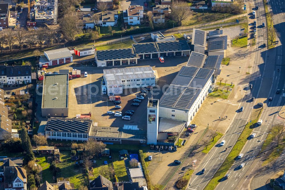 Aerial photograph Bottrop - Grounds of the fire depot on on Hans-Sachs-Strasse in Bottrop in the state North Rhine-Westphalia, Germany