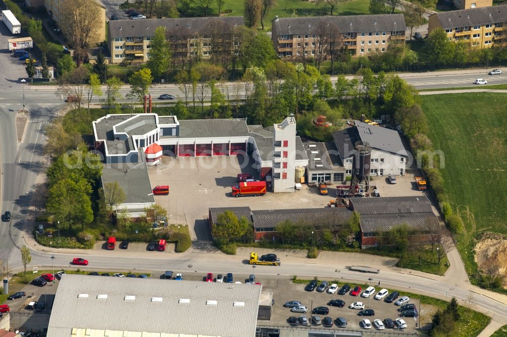 Heiligenhaus from above - Grounds of the fire depot on Friedhofsallee in Heiligenhaus in the state North Rhine-Westphalia