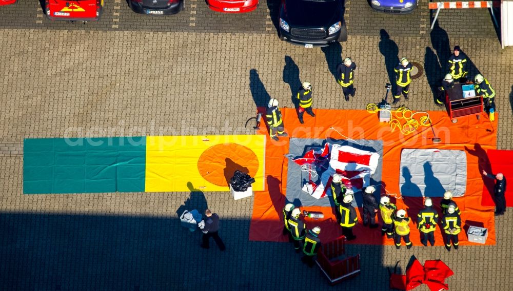 Moers from above - Grounds of the fire depot on Essenberger Strasse in Moers in the state North Rhine-Westphalia