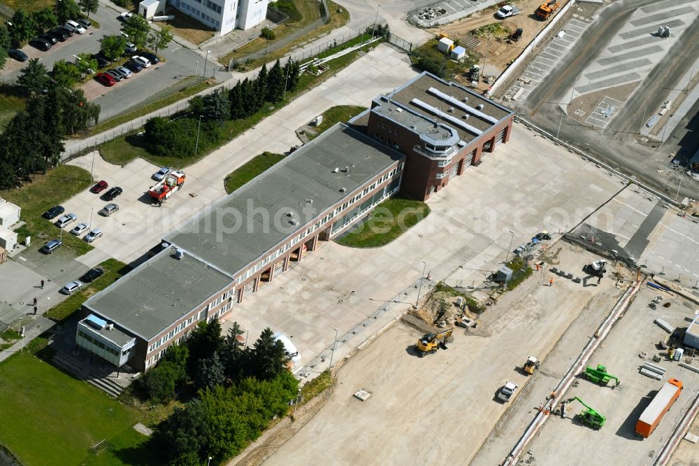 Aerial photograph Schönefeld - Grounds of the fire depot on the former INTERFLUG - Terminal in Schoenefeld in the state Brandenburg, Germany